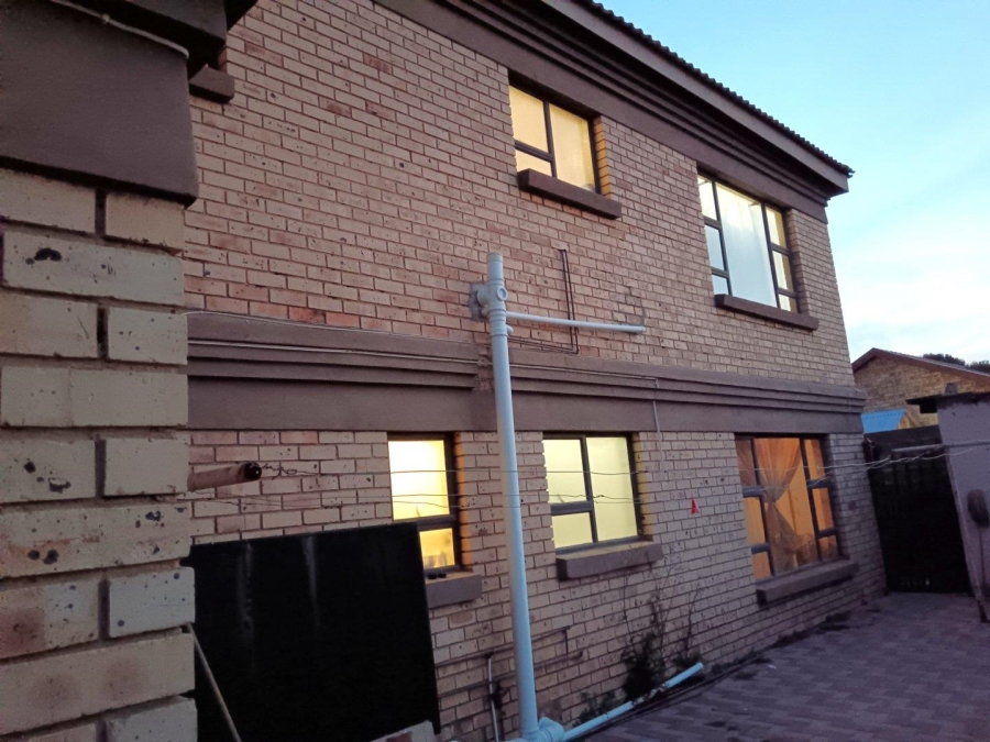 4 Bedroom Property for Sale in Vista Park Free State